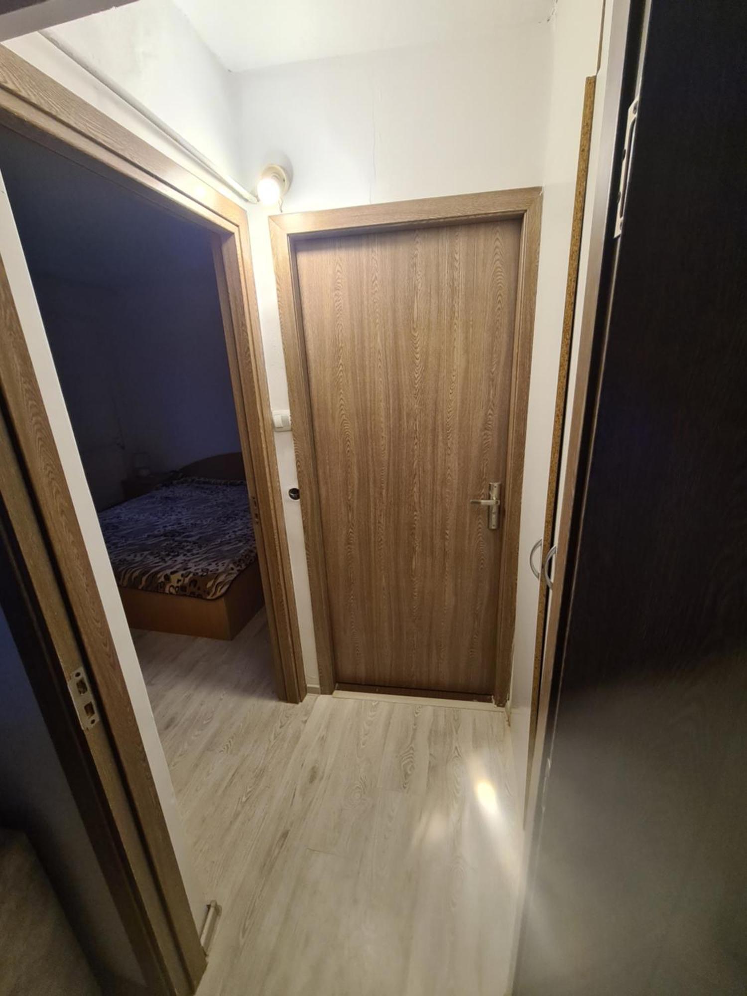 Apartament 2 Camere Etaj 4 Din 4 Craiova Exteriör bild